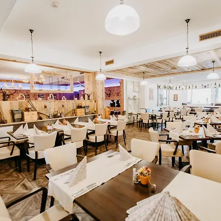 Ξενοδοχείο Vitalhotel 3*